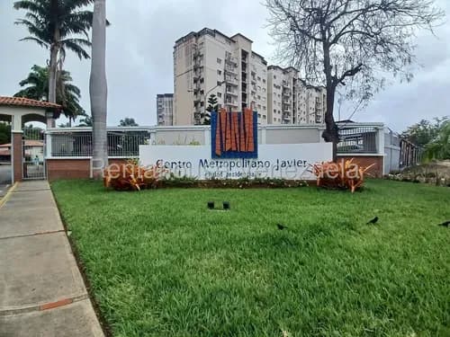 Julio Martínez Ofrece En Alquiler Cómodo Apartamento Al Oestde Barquisimeto, Concepto Moderno, Reflejo Perfecto De Buen Gusto, Confort Y Seguridad,