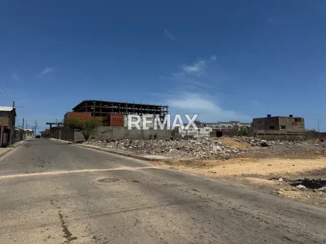 Terreno en Venta. Bellas Vista
