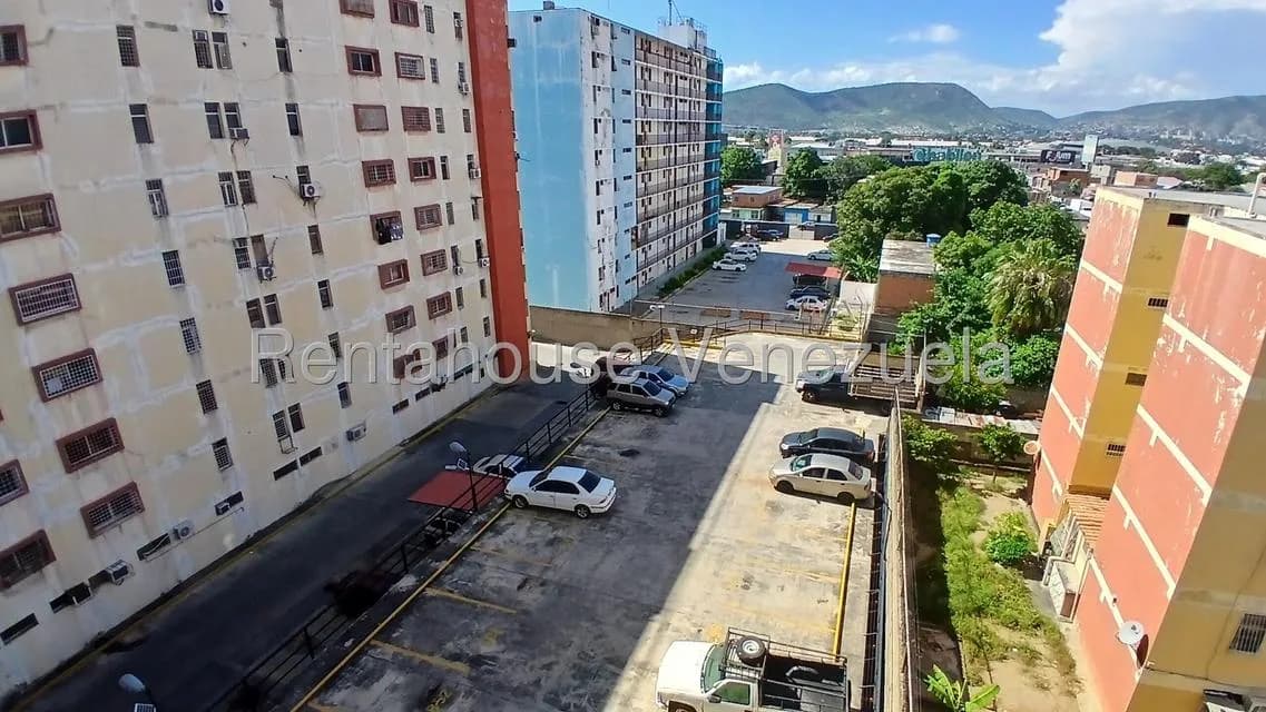 Apartamento (1 Nivel) en Alquiler en Zona Oeste, Lara