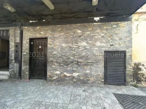 Milagros Inmuebles Edificio Venta Barquisimeto Lara Zona Centro Economica Residencial Economico Comercial Código Inmobiliaria Rent-a-house 22-15855