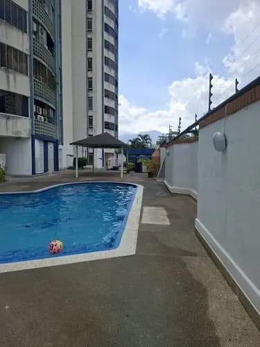 Apartamento En Alquiler Mañongo Res. Valle Jardín. Naguanagua. Planta 50% Y Pozo. Gerardo Hurtado
