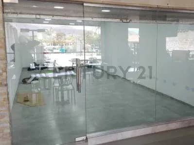NUEVA OPORTUNIDAD EN C.C. CONCEPTO LA GRANJA