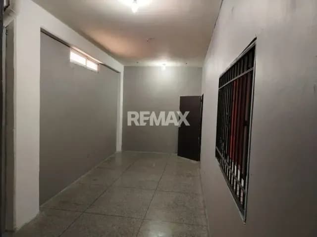 Alquiler de Oficina, calle 50 . Barquisimeto