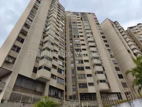 Apartamento En Venta El Bosque-yz-cod. 26-17114