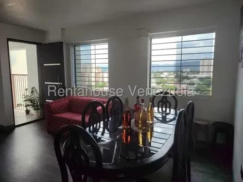 Apartamento Moderno Y Remodelado: 3 Habitaciones, Semiamoblado Y Listo Para Habitar @eloisabermudez.rah
