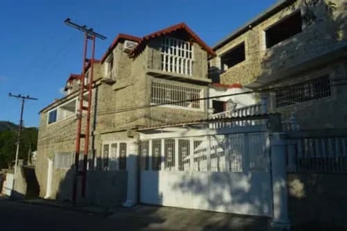 Casa En Venta Carretera Nacional Charallave - Cua