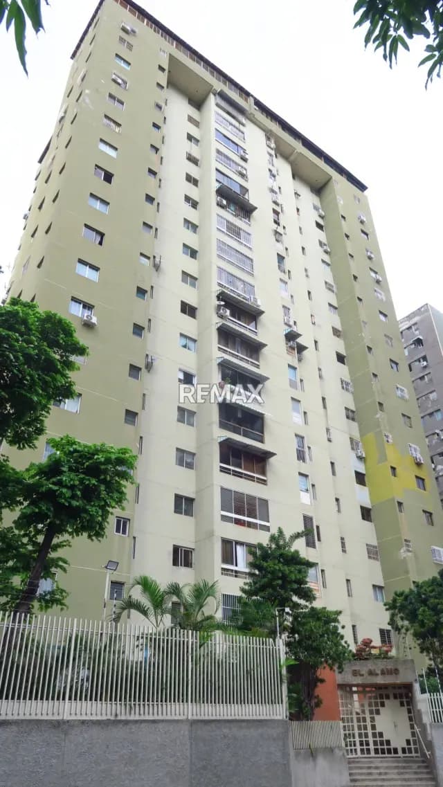 APARTAMENTO EN VENTA EN LOS RUICES
