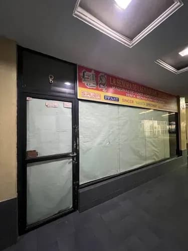 Marisela Correa Alquila Local En El Centro Comercial Y Profecional Imperial Ii, Valencia