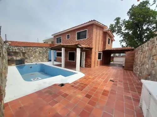 Cp Vende Casa En Prebo || De 2 Niveles Con Piscina