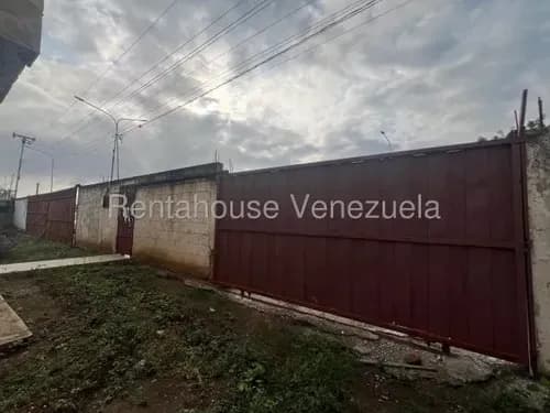 Milagros Inmuebles Terreno Venta Barquisimeto Lara Zona Oeste Economica Residencial Economico Comercial Código Inmobiliaria Rent-a-house 26-16729