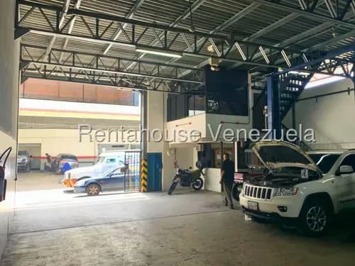 Local Comercial En Alquiler Prado De María Caracas 800 M2 Con Electricidad Trifásica Y 12 Puestos De Estacionamiento / Renta House / Mls 26-19045 Dd