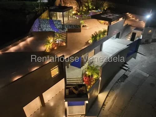 Moderna Casa En Venta Prados Del Este Mls #26-7925