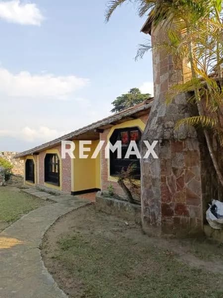 Casa de Campo en Lobatera