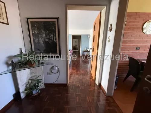 Fresco, Iluminado, Amplio Apartamento En Colinas De Bello Monte Nls 25-12217 Rm