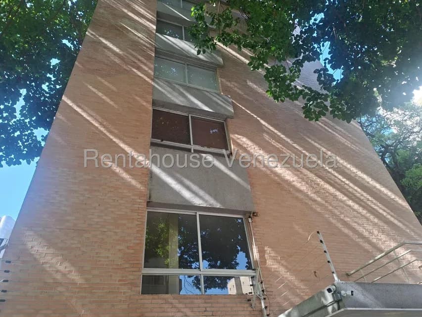 Apartamento (1 Nivel) en Alquiler en El Rosal, Distrito Metropolitano