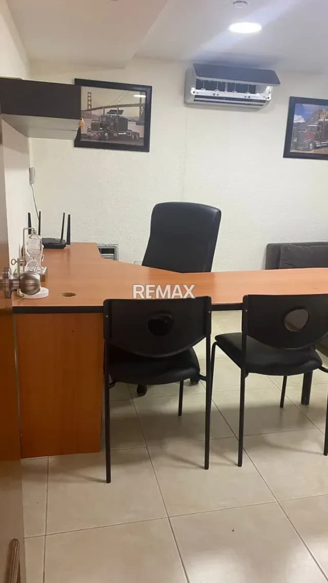 VENTA DE OFICINA EN EDIF. DON BIAGIO