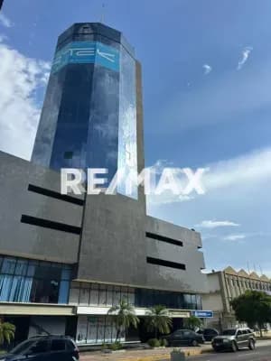 OFICINA ALQUILER TORRE CRISTAL 5 JULIO