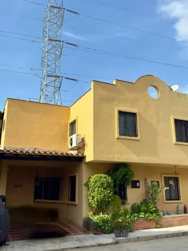 Townhouse En Venta Piedras Pintadas