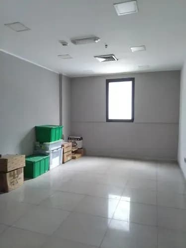 ¡atención Alquilo Local En C.c. Lord Center