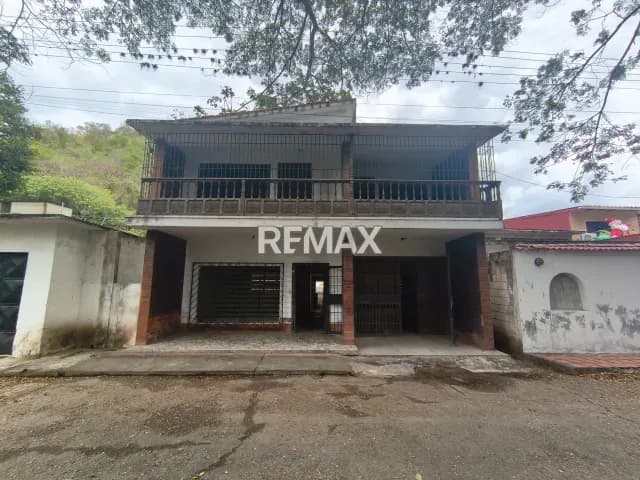 Se vende Casa en cantarrana