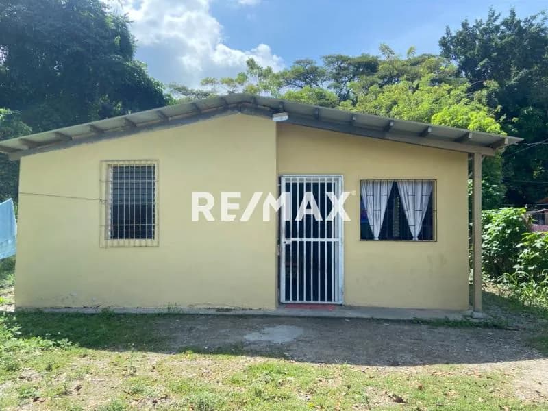 En venta CASA En Urb San Rafael