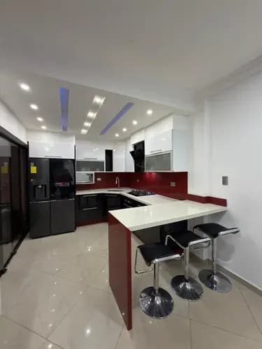 En Venta Town House Amoblado Y Equipado En Mañongo Excelente Ubicacion Cercano A Comercios (ar)