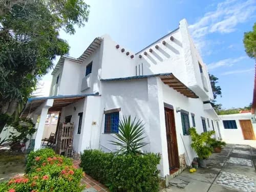 Re/max 2 Mil Alquila, Apartamento Tipo Estudio, En Residencias Paraiso 1, Nueva Esparta, Isla De Margarita
