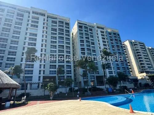 Encantador Apartamento / Edif Con Playa Privada / 60 Mts / Alquiler Mls 26-17262 Playa Grande