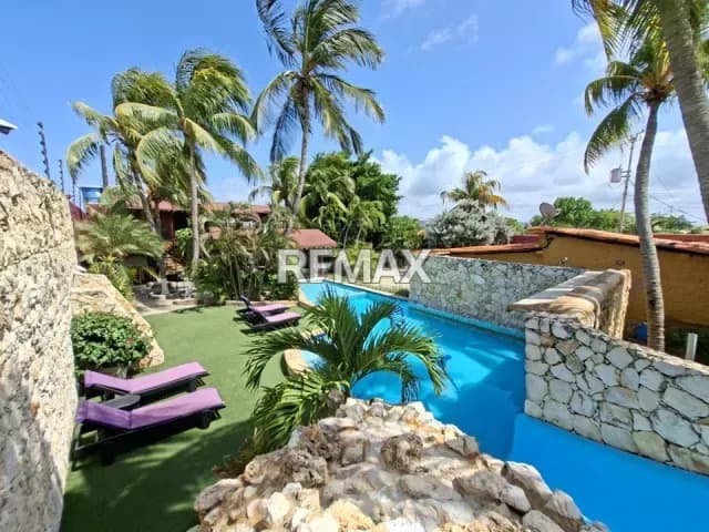 EN VENTA HERMOSA POSADA TOTALMENTE OPERATIVA CON UNA UBICACIÓN PRIVILEGIADA EN CHICHIVIRIVICHE ESTADO FALCON
