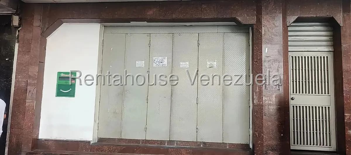 Comercial (Local Comercial) en Alquiler en Parque Central, Distrito Metropolitano