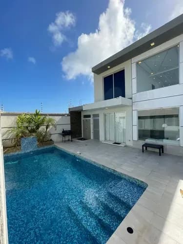 Venta Linda Casa Duplex Isla De Margarita Costa Azul Calle Cerrada Cerca Del Centro Comercial La Vela