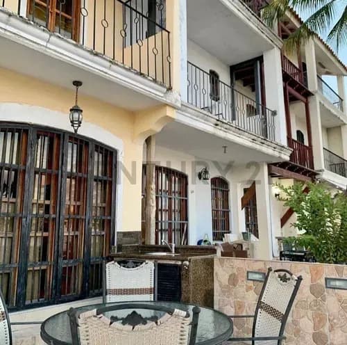 En Venta Duplex En Pueblo Viejo