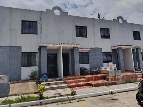 Venta Town House En Res. Valle De San Francisco R11 Tocuyito Edo. Carabobo Z49-03