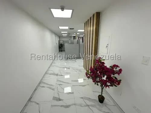 26-21412 Ely Toubia Oficina En Alquiler En Chacao