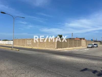 Terreno en venta en Punta Cardón, Cardón, Carirubana, Falcón, VEN - $79k