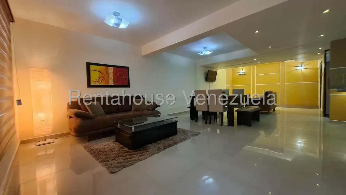 Townhouse (Duplex) en Alquiler en Lago Mar Beach, Zulia
