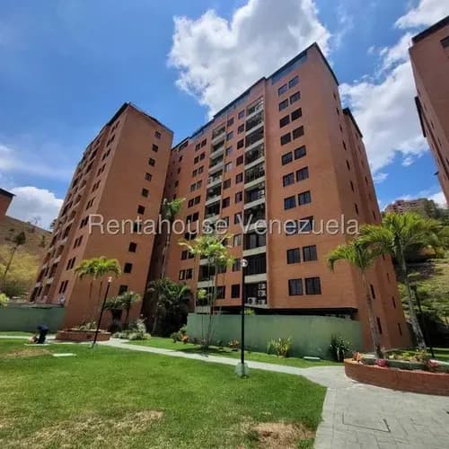 Kg Apartamento En Venta. Colinas De La Tahona Yg 26-18314