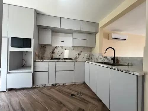 Johana Lazaro Vende Townhouse Remodelado En San Diego **solo Clientes**