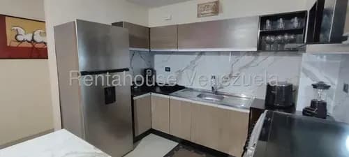 Apartamento En Venta En La Zona Industrial Ii Dayana Saez 26-15760