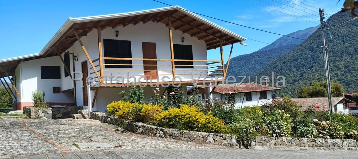 Casa (Duplex) en Venta en Pueblo Viejo, Merida