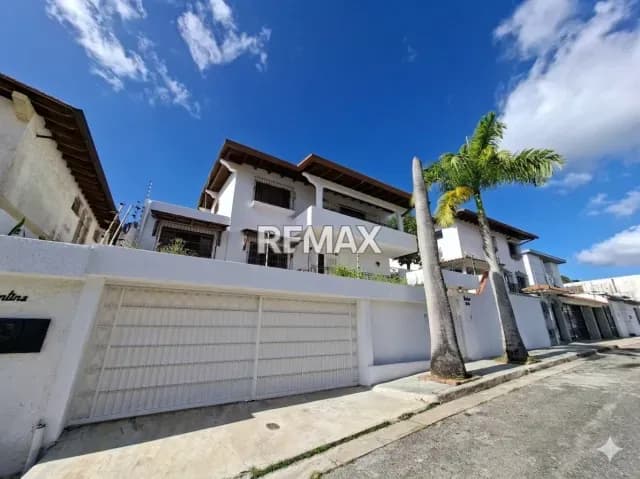 Casa en venta Los Naranjos del Cafetal con anexo