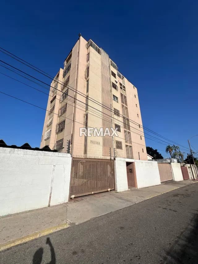 Apartamento edif. Paijana