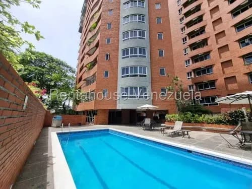 Apartamento En Alquiler - Yennief Rojas Yr 26-7696