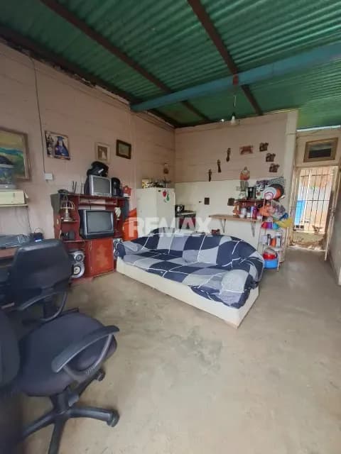 DE OPORTUNIDAD SE VENDE CASA EN CABUDARE URB TARABANA