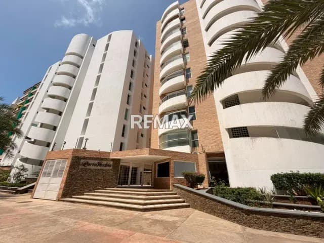 EN VENTA APARTAMENTO EN RESD. PORTO VECCHIO, URB. PLAYA MORENO - ISLA DE MARGARITA