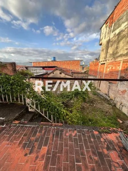Gran Oportunidad de Inversión en Barrio Obrero, San Cristóbal! Se Vende Terreno Propio en la Calle 14, entre las Carreras 19 y 20.