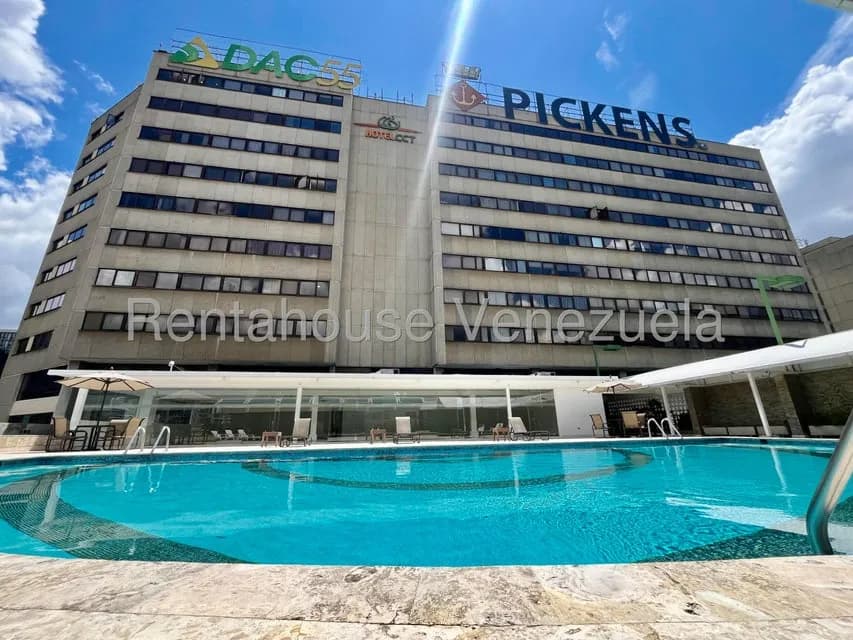 Apartamento (1 Nivel) en Venta en Chuao, Distrito Metropolitano