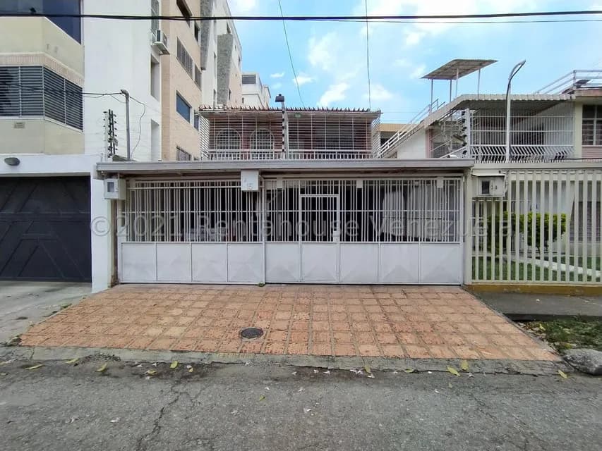 Casa (Duplex) en Venta en La Soledad, Aragua