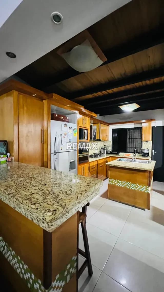 En venta casa remodelada en la Urbanización Llano alto, Araure