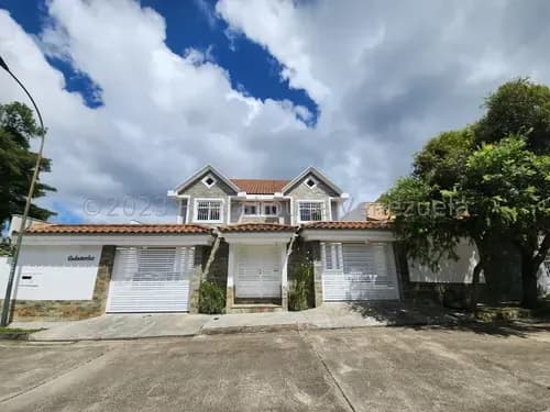 Ls Vende Casa Lomas De La Lagunita